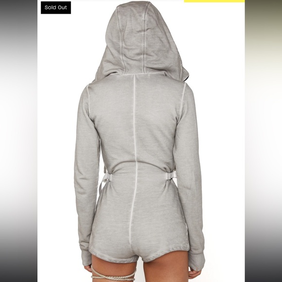 Sold out Darker Wavs hoodie romper - Picture 4 of 10